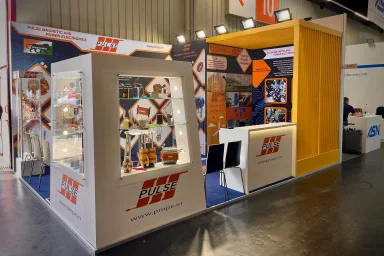 Large format trade fair stand for industrial sector